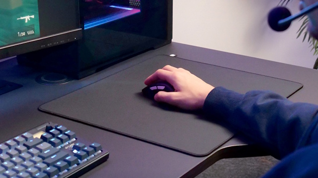 Cherry brings its MX2A hot-swappable wireless keyboard and graphene fabric mousepad to the United States XTRFY GP7 – Mousepad with graphene fabric