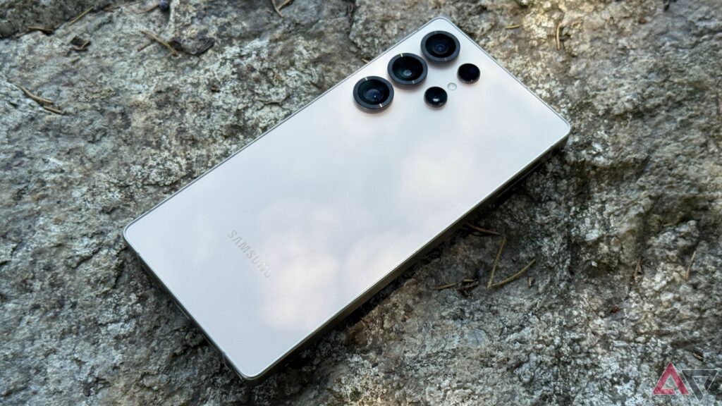 The Samsung Galaxy S25 Ultra just got a welcome price drop