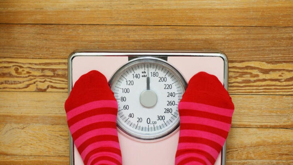 Ditch These 6 Sneaky Habits if You Actually Want to Lose Weight for Good