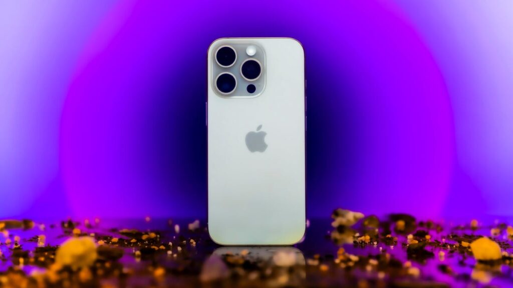 Here’s How to Show the Volume Bar on Your iPhone’s Lock Screen Again Apple's iPhone 16 Pro Max