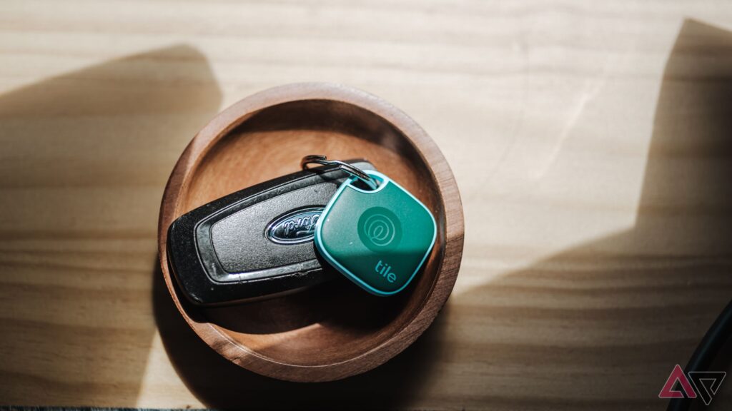 Score a 4-pack of Tile Mate Bluetooth trackers at 29% off