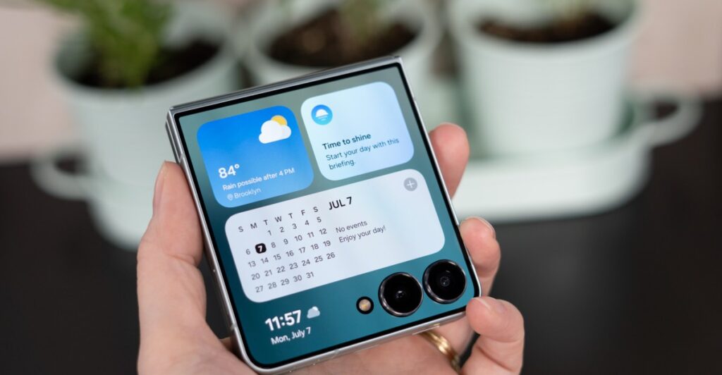 The one feature that keeps me from recommending flip phones