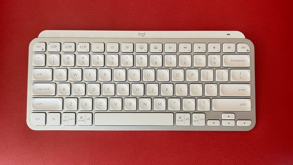 logitech-mx-keys-mini-red-background-2