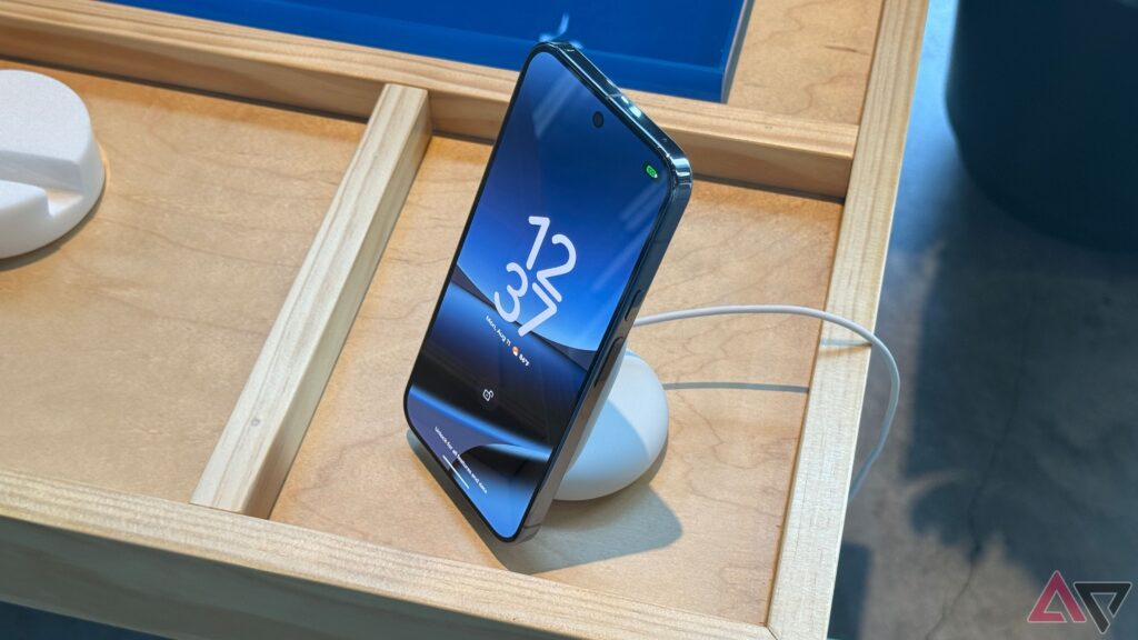 US Mobile offers steep discounts on Google's Pixel 10 lineup