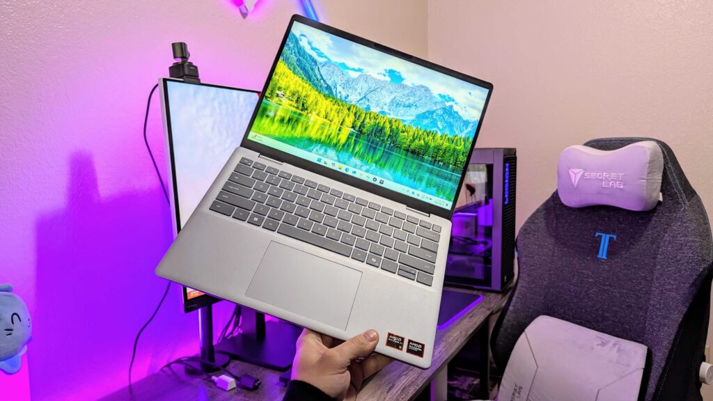 Image of the Dell 14 Plus (DB14255).