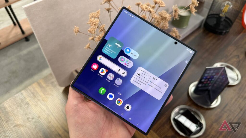 Get your hands on the Samsung Galaxy Z Fold 7 at an unbeatable price