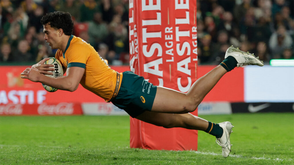 How to watch Australia vs Argentina FREE online Australia centre Joseph Aukuso-Suaalii dives to score a try in his side's first Rugby Championship 2025 match against South Africa.