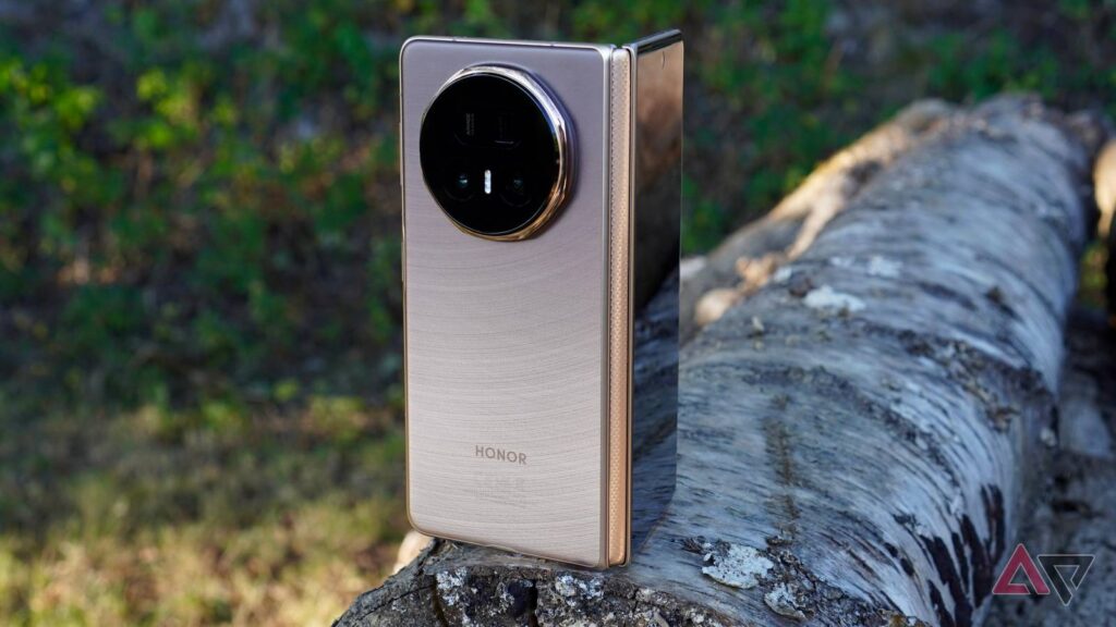 So much more than just a thin foldable