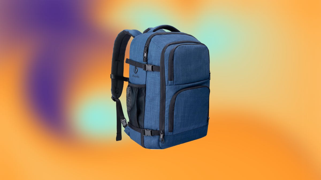Take It From a Travel Writer, This $36 Backpack Has Everything You Need Take It From a Travel Writer, This $36 Backpack Has Everything You Need