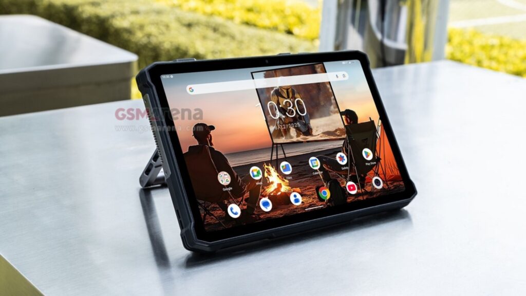Ulefone’s new rugged tablet packs a gigantic battery, night vision cameras, floodlights, and even a projector Ulefone Armor Pad 5 Ultra