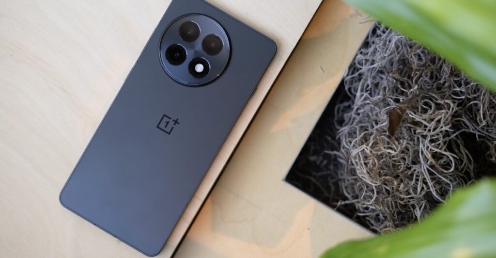 Your OnePlus phone is probably at risk from a major SMS vulnerability