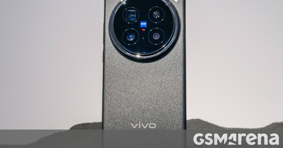 vivo X300 Pro will come with a flat display vivo X300 Pro will come with a flat display