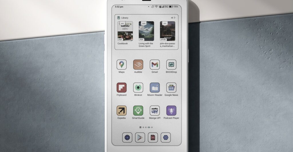 Boox’s new smartphone-sized, color e-reader is coming to the US