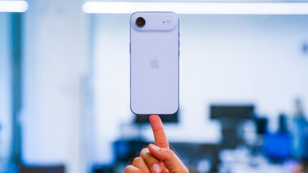 Don’t Tell Anyone, but Here’s How to Lock and Hide Apps on Your iPhone iPhone Air