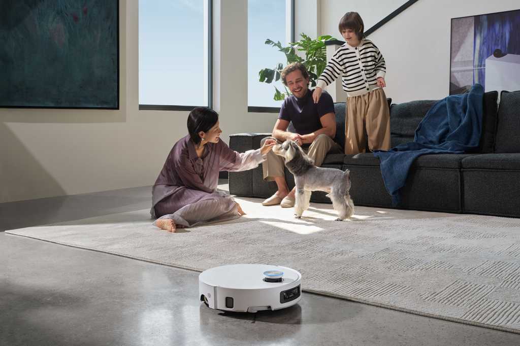 Dreame Aqua10 Ultra Roller: Intelligence meets clean mop innovation Dreame Family Atmosphere