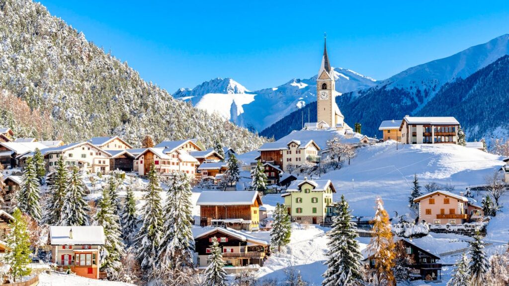 A photo of the alpine village Alvaneu in winter, Switzerland (gettyimages-1857988210)