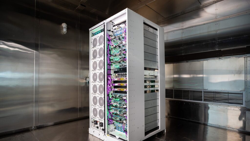 Major Microsoft Azure outage takes Office 365, Teams, and Xbox services offline