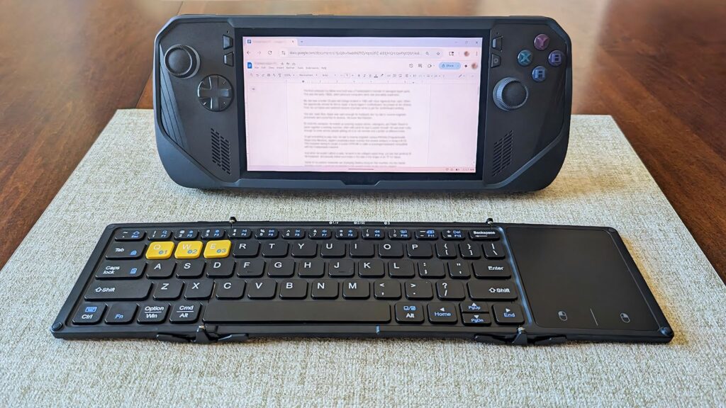 This small keyboard makes gaming handheld sessions better